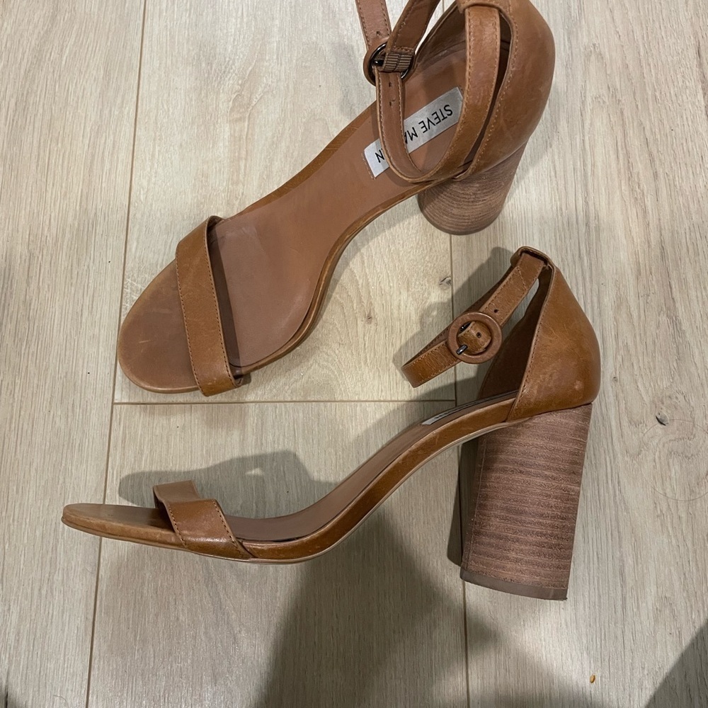 Steve Madden OPEN TOE HEEL IN BROWN
LEATHER Sandal round heel size 10 - Picture 2 of 8